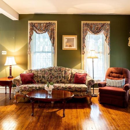 Milton Charming Executive Victorian Mansion W/ Free Parking - Near Bucknell 빌라 외부 사진