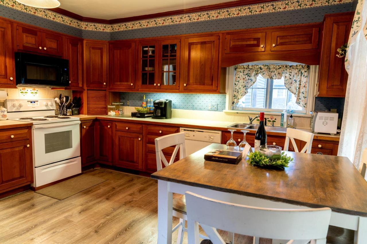 Milton Charming Executive Victorian Mansion W/ Free Parking - Near Bucknell 빌라 외부 사진